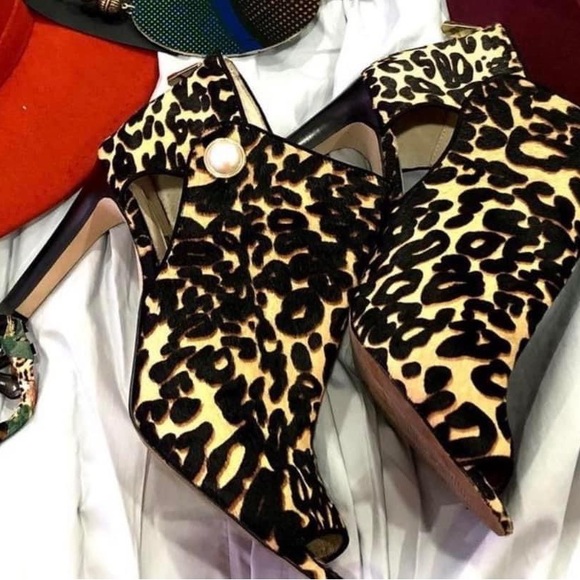 Leopard print calf hair booties - Picture 1 of 1